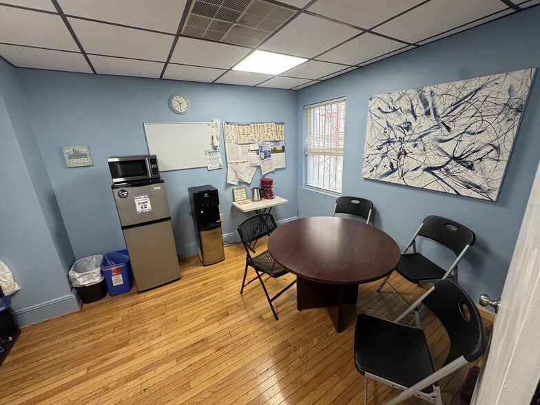 More Photos Of 6702 Bergenline Ave, West New York Storefront Retail Office For Sale