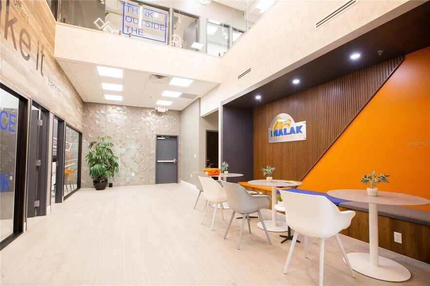 More Photos Of 1700 35th St, Orlando Warehouse For Lease