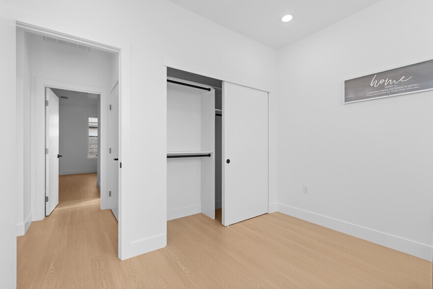 More Photos Of 4401 El Camino Ave, Sacramento Apartments For Sale