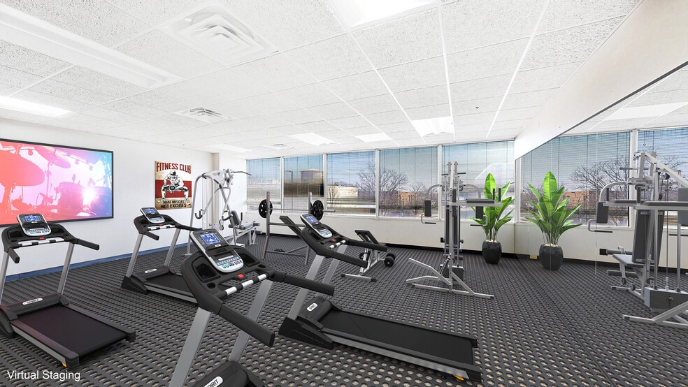 More Photos Of 1301 Basswood Rd, Schaumburg Office For Sale