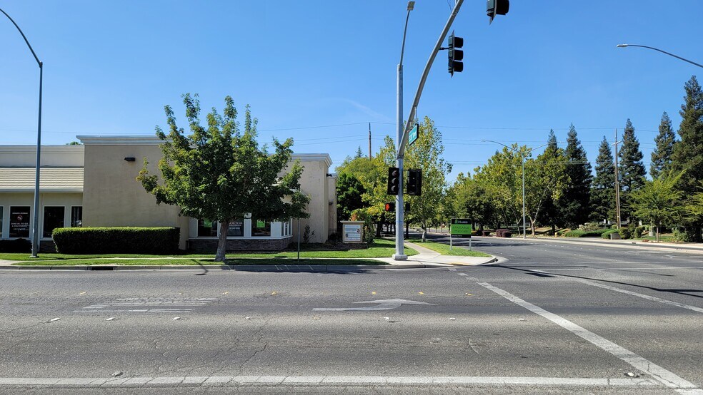 More Photos Of 2000 Notre Dame Blvd, Chico Office For Lease