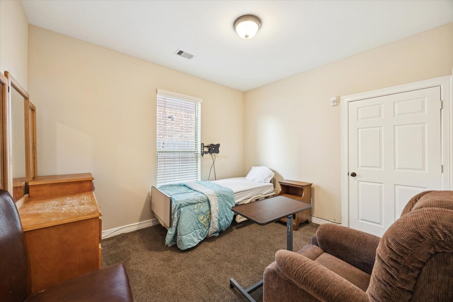 More Photos Of 4218 Brannon Branch Ct, Fulshear Healthcare For Sale