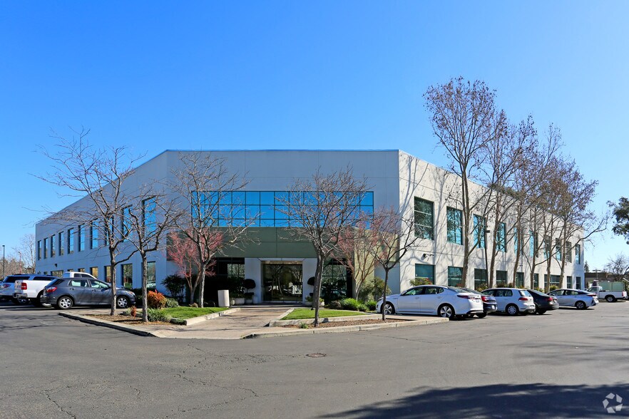 More Photos Of 6601 Owens Dr, Pleasanton Office For Lease