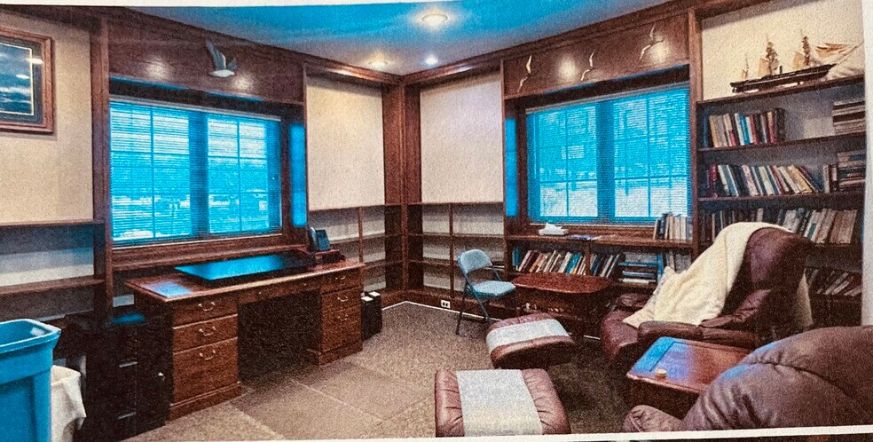 More Photos Of 1832-1848 Baldwin St, Jenison Office For Sale