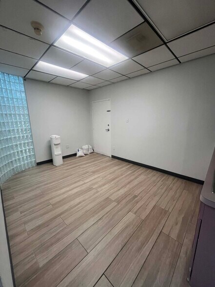 More Photos Of 1117 E Hallandale Beach Blvd, Hallandale Beach Medical For Lease