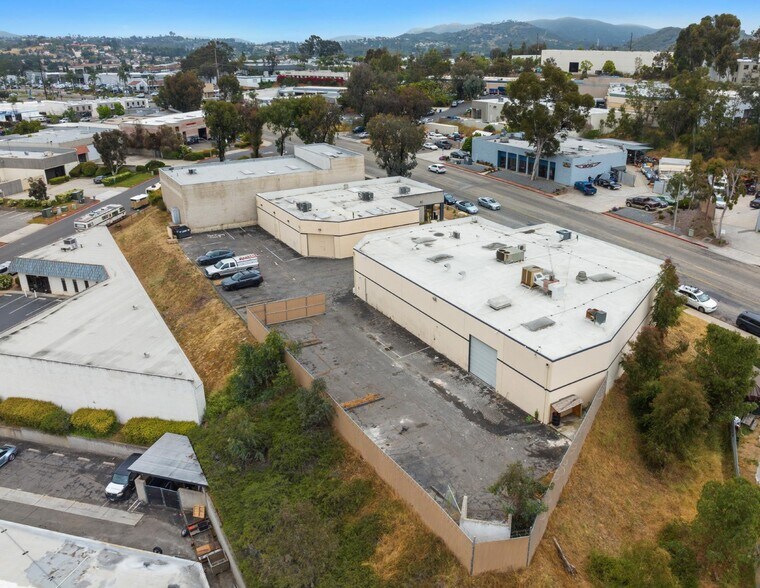 More Photos Of 2128 Auto Park Way, Escondido Manufacturing For Sale