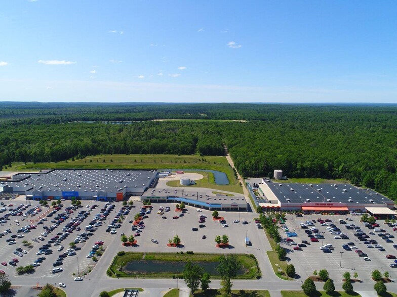 More Photos Of 2241 Houghton Lake Dr, Houghton Lake Unknown For Lease