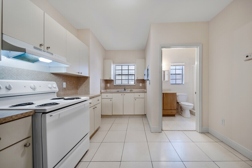 More Photos Of 931 SW 3rd St, Miami Apartments For Sale