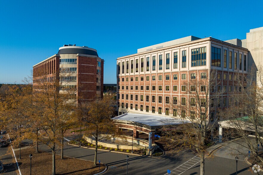 More Photos Of 5875 Bremo Rd, Richmond Medical For Lease