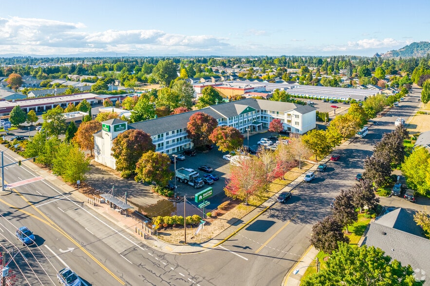 Primary Photo Of 520 Harlow Rd, Springfield Hotel For Sale