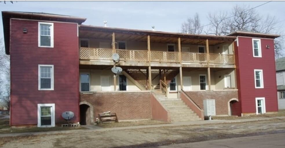 More Photos Of 255 2nd St SW, Huron Apartments For Sale