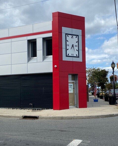More Photos Of 1909 Great Neck Rd, Copiague Freestanding For Lease