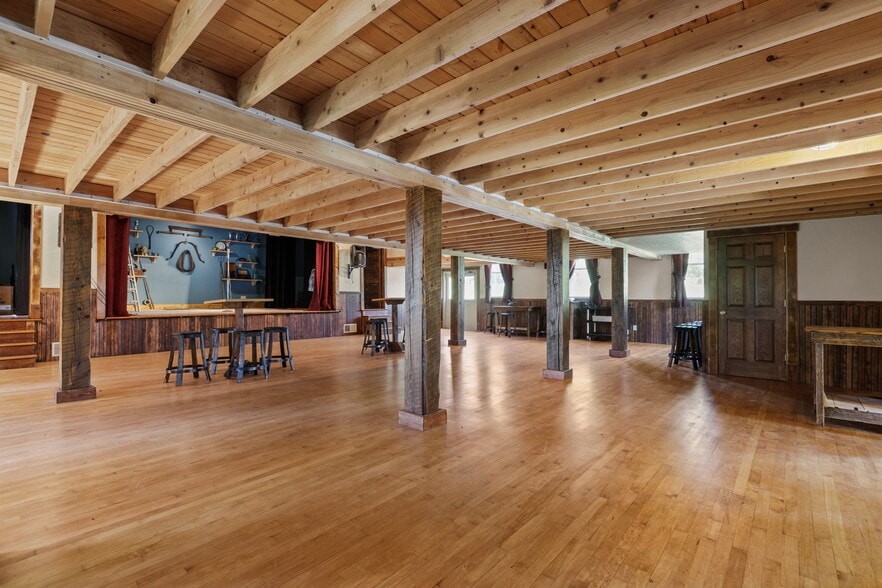 More Photos Of 2802 Conway Wallrose Rd, Baden Lodge Meeting Hall For Sale