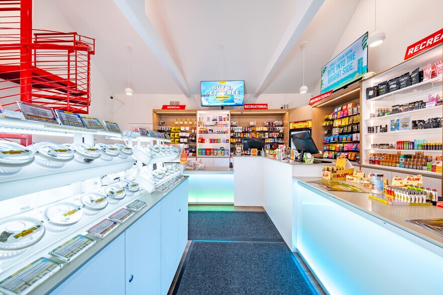 More Photos Of 162 Heritage Dr, Negaunee Freestanding For Sale