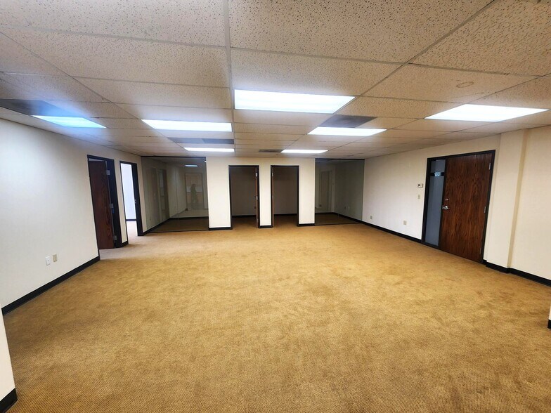 More Photos Of 11150 N Huron St, Northglenn Medical For Sale
