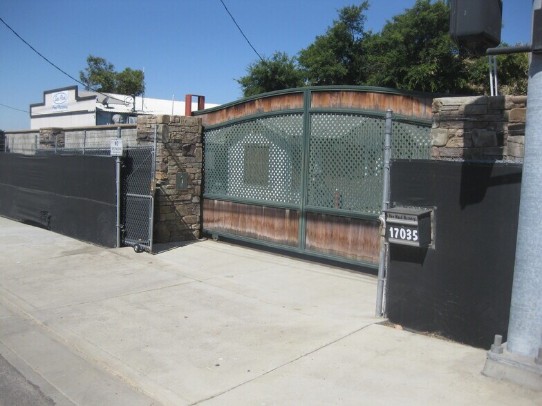More Photos Of 17035 Sierra Hwy, Canyon Country Land For Sale