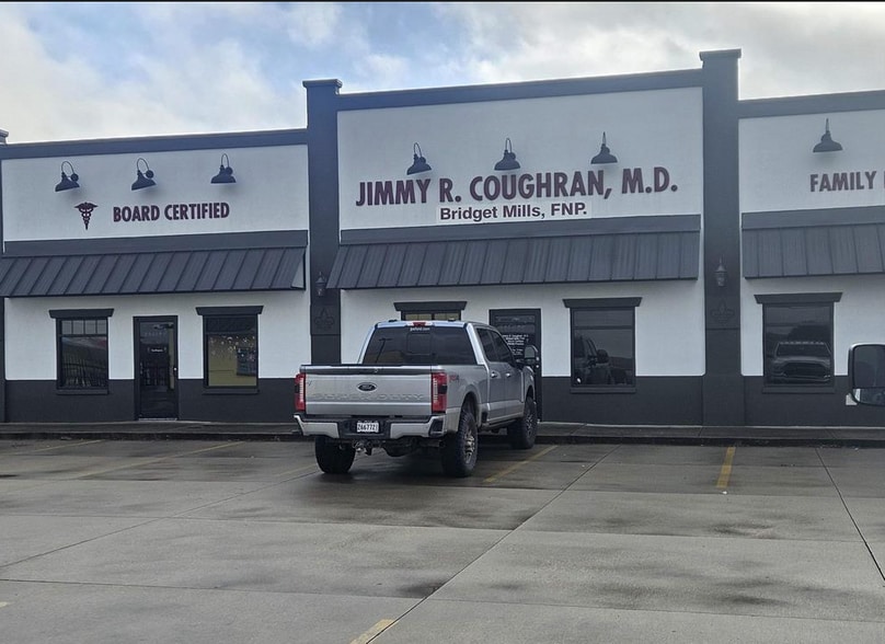 More Photos Of 8950 US-165, Sterlington Storefront For Sale