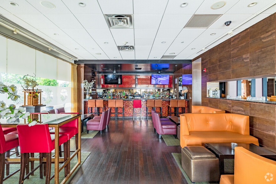 More Photos Of 275 Route 4, Paramus Unknown For Lease