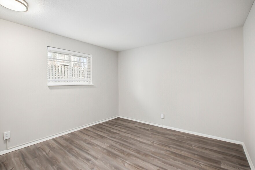 More Photos Of 4231-4239 Walnut St, Kansas City Apartments For Sale