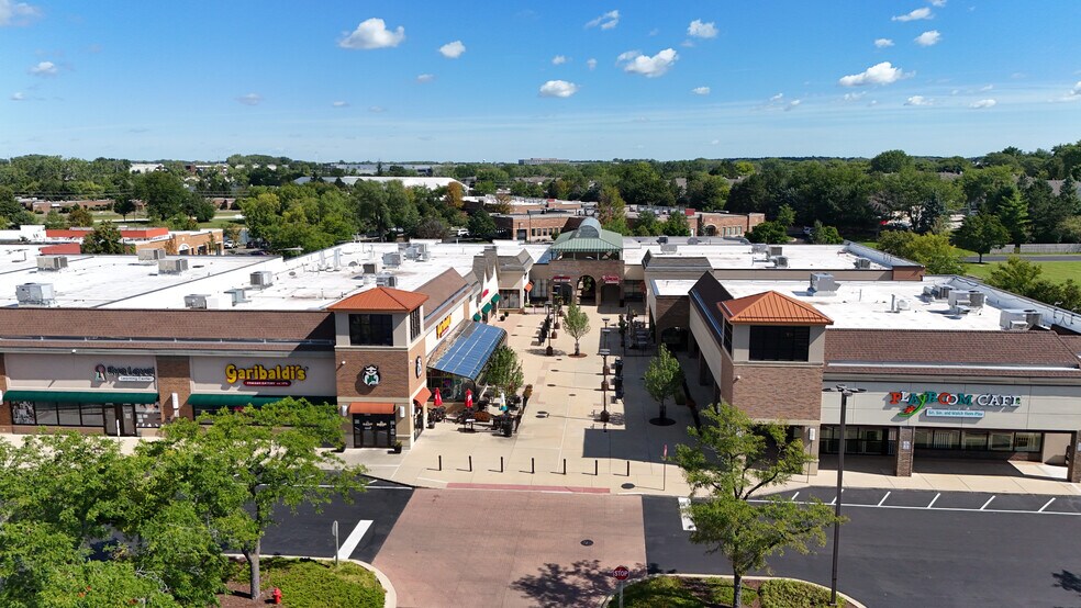 More Photos Of 2300-2356 W West Higgins Rd, Hoffman Estates Storefront For Sale