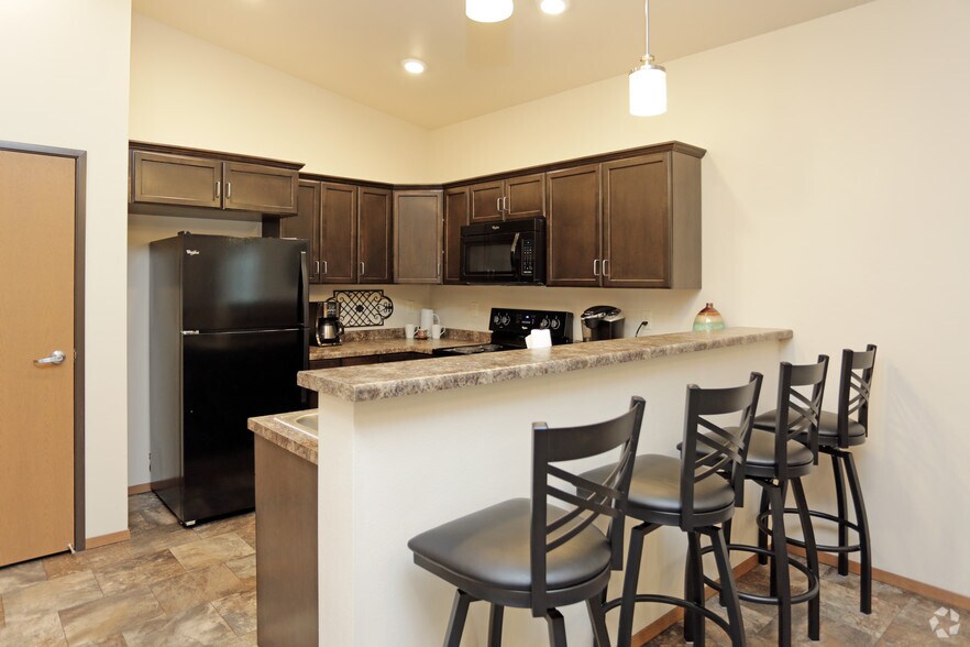 More Photos Of 1300-1302 Quiniela Dr, North Sioux City Apartments For Sale