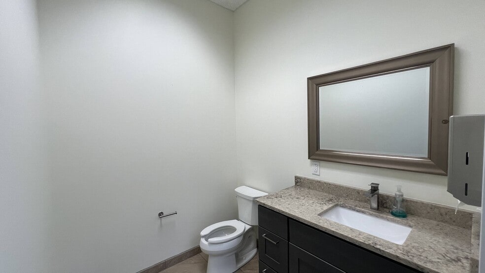 More Photos Of 8258 118th Ave N, Largo Medical For Sale