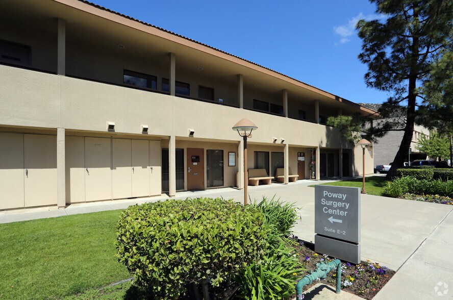 More Photos Of 15525 Pomerado Rd, Poway Office For Sale