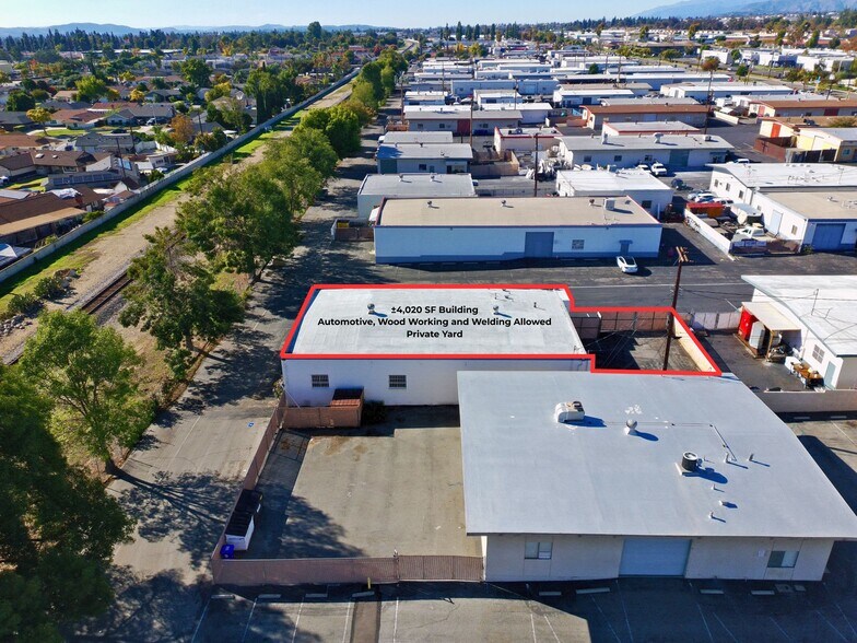 More Photos Of 936 W 9th St, Upland Warehouse For Lease