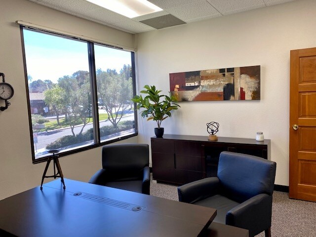 More Photos Of 16776 Bernardo Center Dr, San Diego Coworking Space