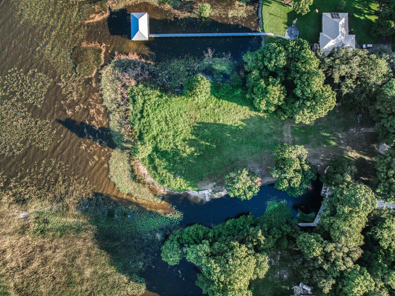 More Photos Of 44 Crawford Dr, Lake Placid Manufactured Housing Mobile Home Park For Sale