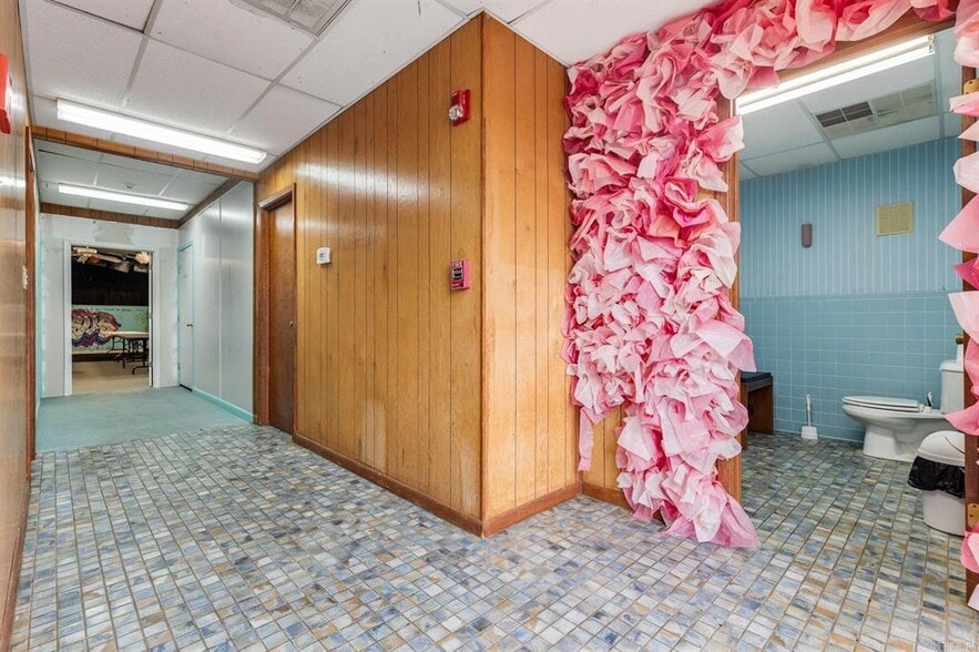 More Photos Of 20121 Interstate 30 S, Benton Religious Facility For Sale