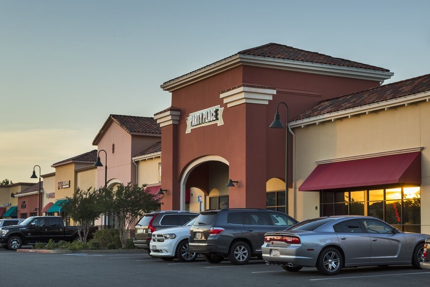 More Photos Of 6819-6835 Lonetree Blvd, Rocklin Freestanding For Lease