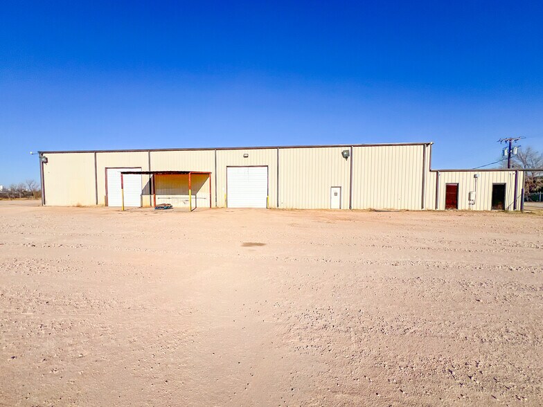 More Photos Of 12620 W County Road 133, Odessa Warehouse For Lease