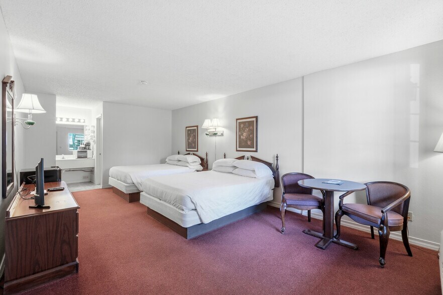 More Photos Of , Eureka Springs Unknown For Sale