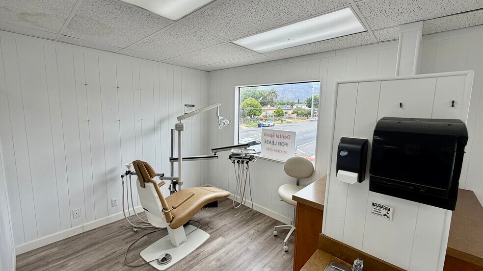 More Photos Of 12610 Glenoaks Blvd, Sylmar Medical For Sale