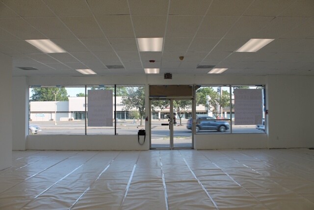 More Photos Of 6133 Jericho Tpke, Commack Storefront For Lease