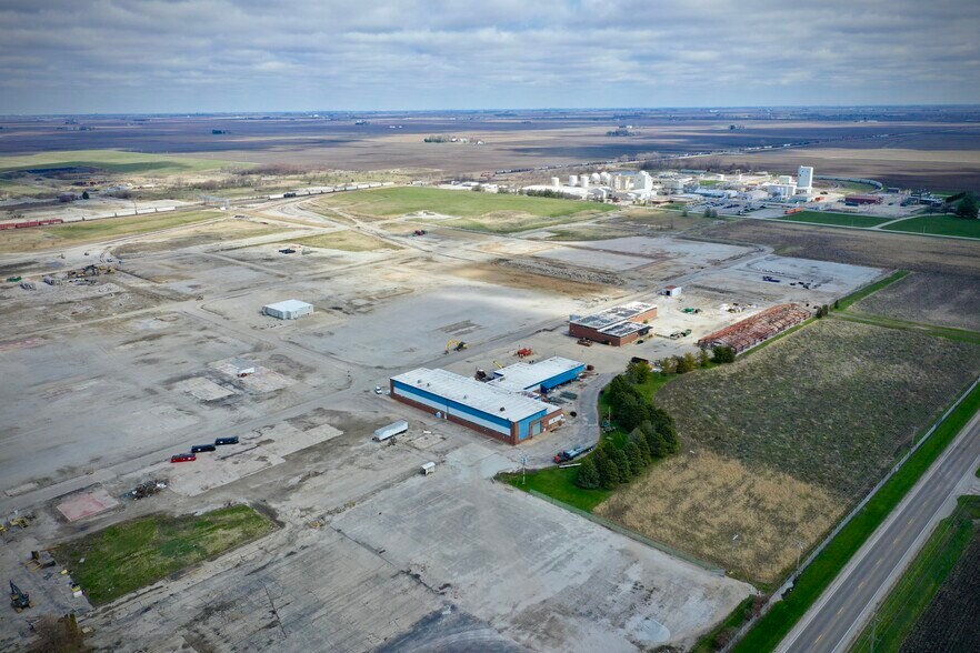 More Photos Of 625 E US Highway 36, Tuscola Land For Sale