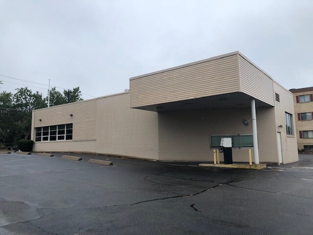 More Photos Of 414 Broadway, Lynn General Retail For Lease