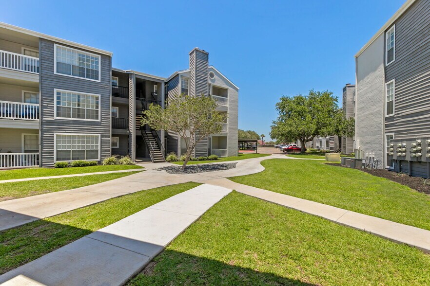 More Photos Of 6635 S Staples St, Corpus Christi Apartments For Sale