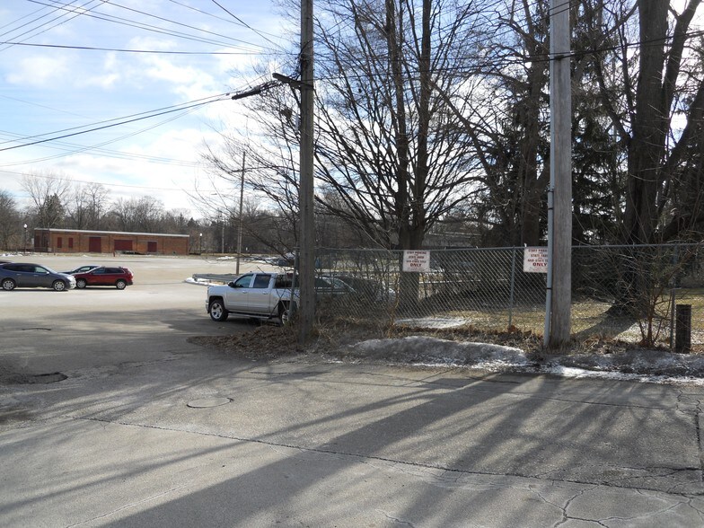 More Photos Of 115 S Main St, Vassar Office Residential For Lease