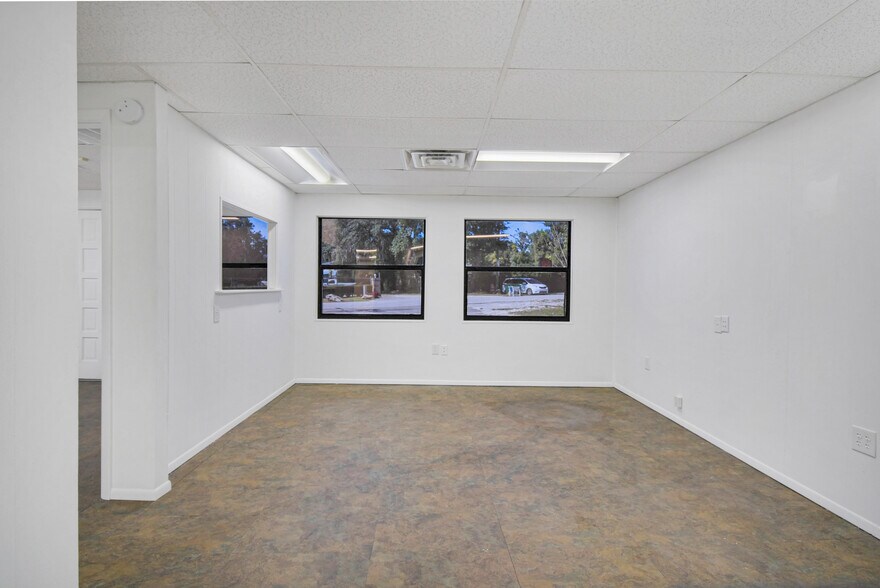 More Photos Of 1873 Everlee Rd, Jacksonville Industrial For Sale