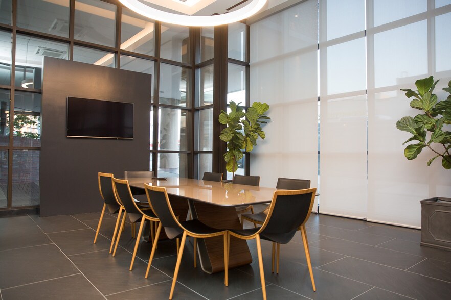 More Photos Of 750 E Main St, Stamford Office For Lease