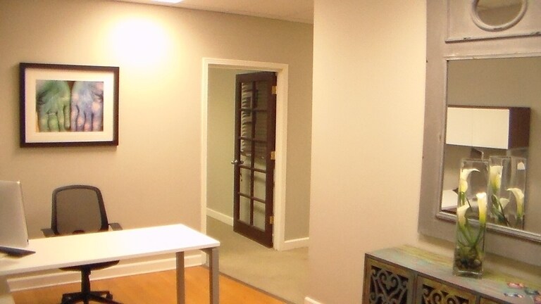 More Photos Of 1200 Division St, Nashville Office For Lease