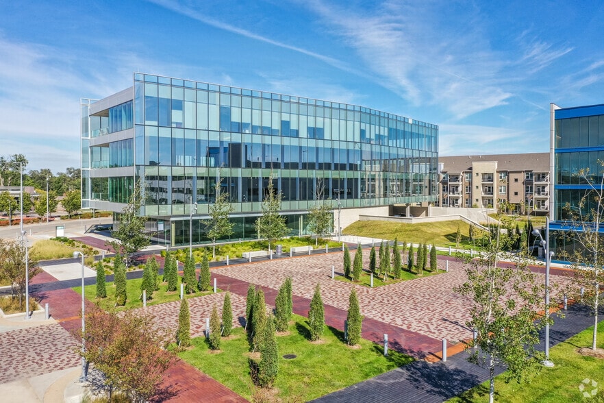 More Photos Of 4201 Rivers Edge Pky, Council Bluffs Office For Lease