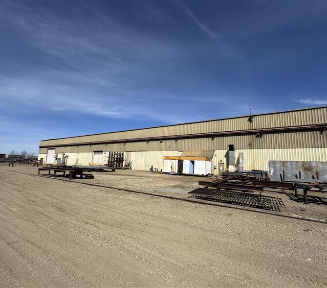 More Photos Of 28116 Acheson Rd, Parkland County Manufacturing For Sale