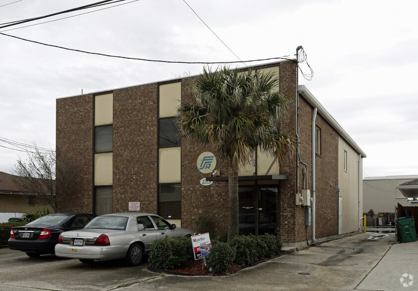 More Photos Of 2713 Athania Pky, Metairie Office For Sale