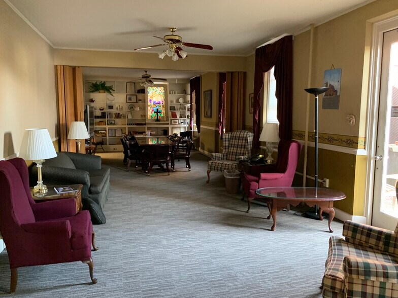 More Photos Of 136 E Main St, Meriden Religious Facility For Sale