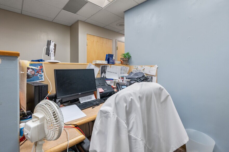 More Photos Of 400 Commonwealth Ave, Boston Medical For Sale