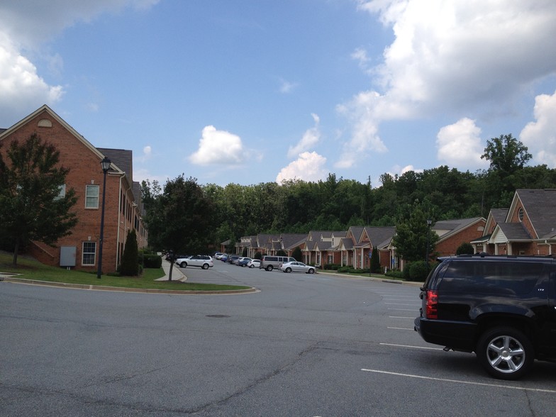 Primary Photo Of 4485 Tench Rd, Suwanee Medical For Lease