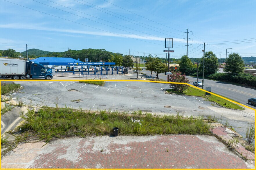 More Photos Of 5388 Oporto Madrid Blvd S, Irondale Land For Lease